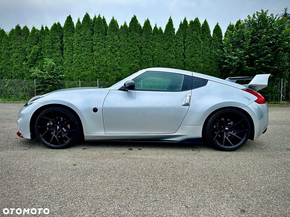 Nissan 370 Z - 4