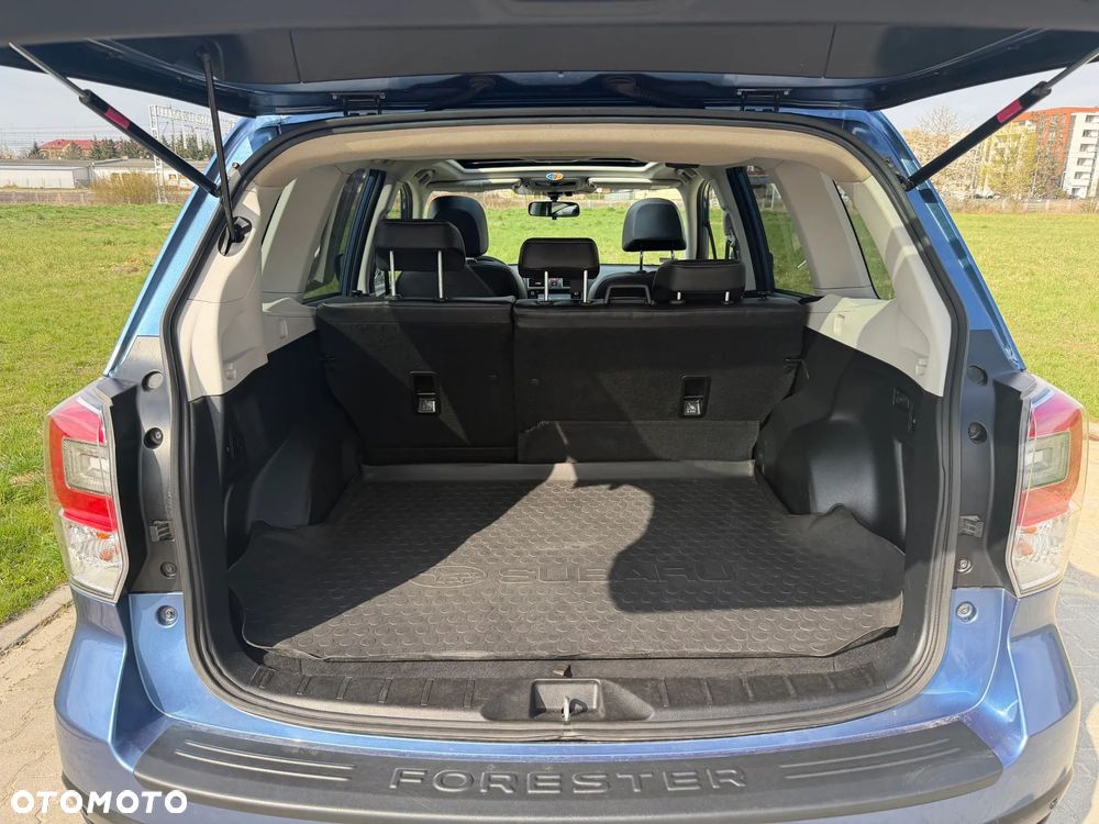 Subaru Forester 2.0 XT Comfort Lineartronic - 17