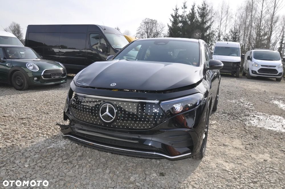 Mercedes-Benz EQA 250+ AMG Line - 3