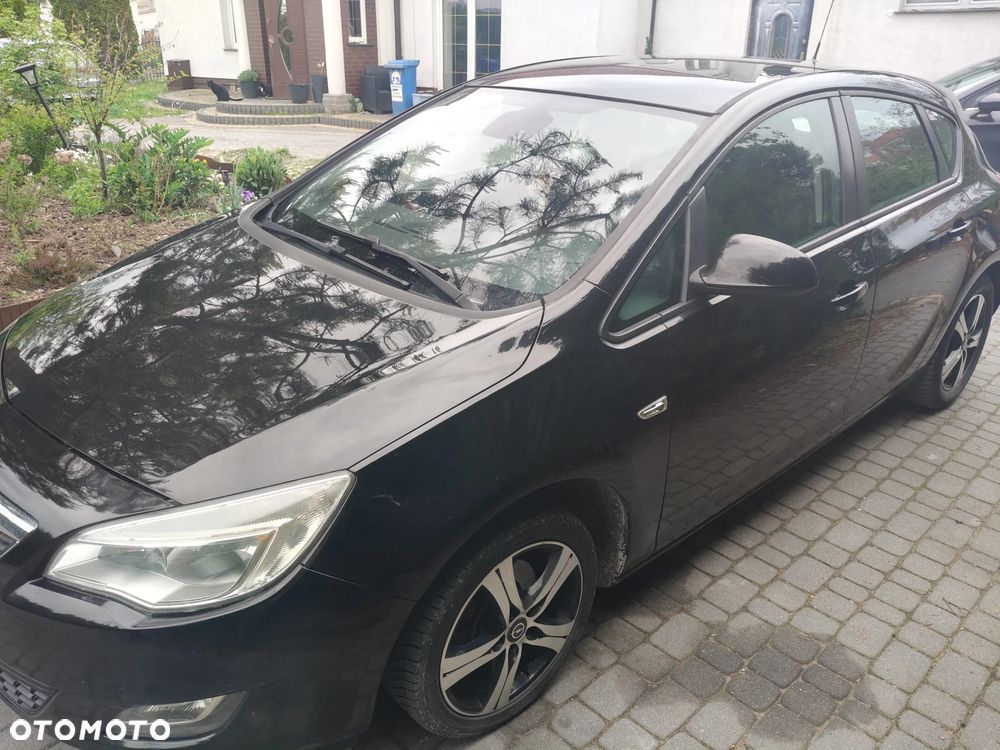 Opel Astra 1.6 Essentia - 14