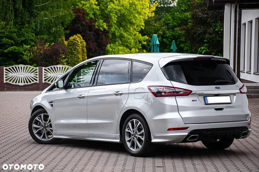 Ford S-Max - 21