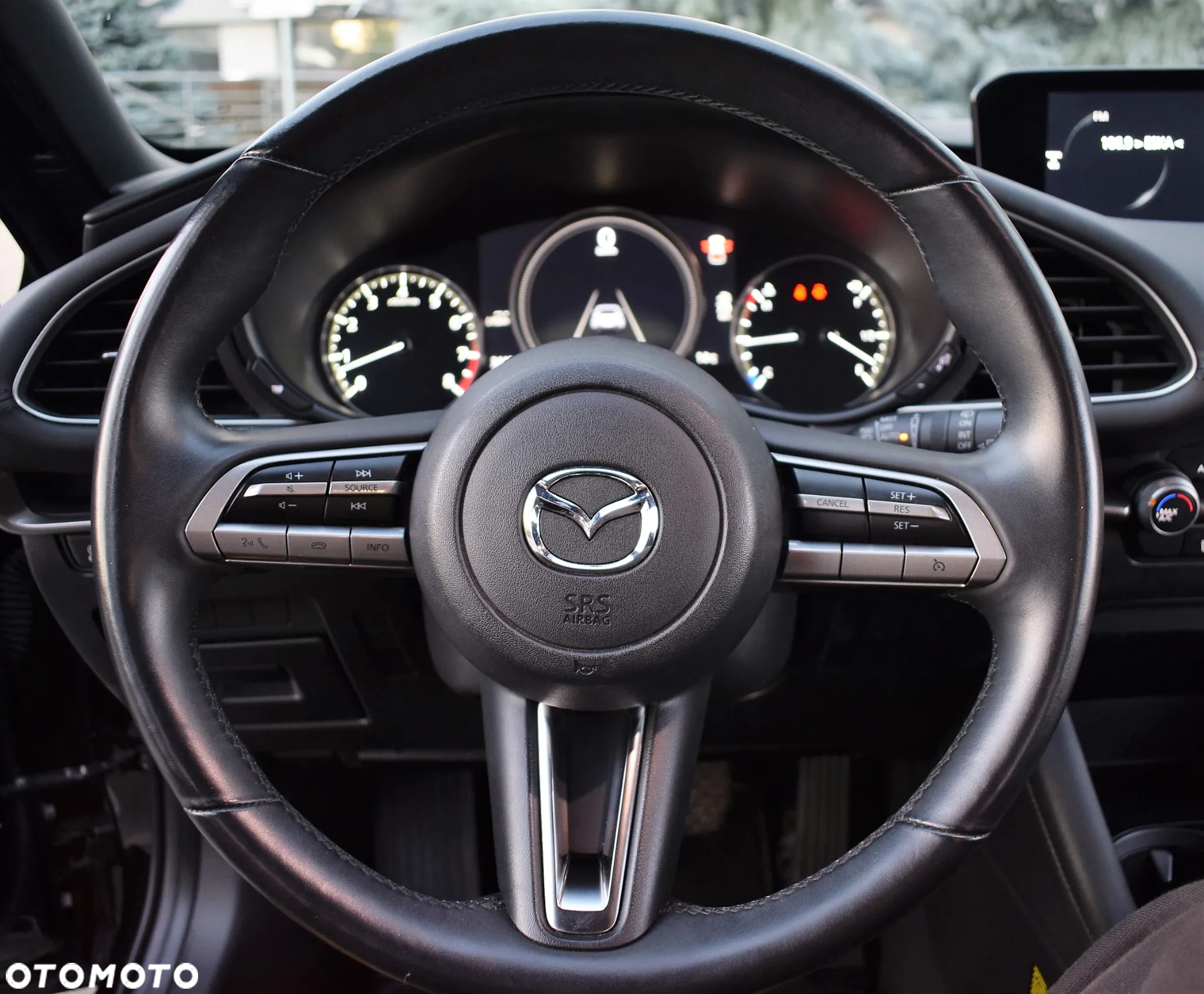 Mazda 3 - 9