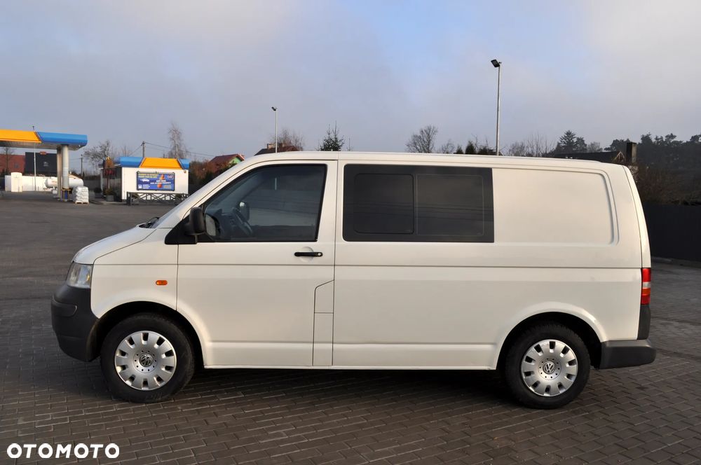 Volkswagen Transporter - 9