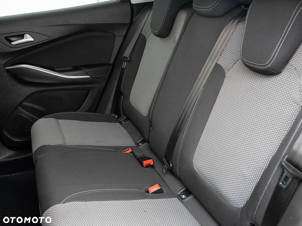 Opel Grandland X 1.2 T GPF Design Line S&S - 22