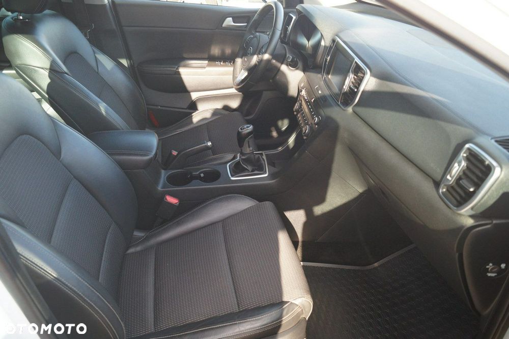Kia Sportage - 18