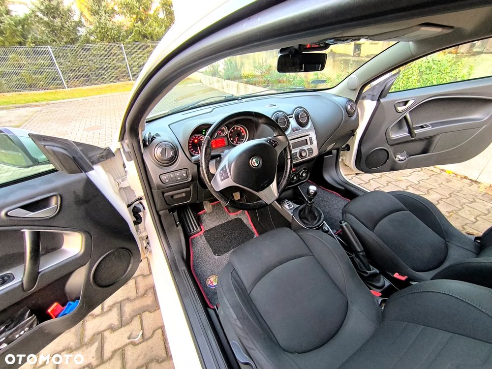 Alfa Romeo Mito 1.4 MultiAir Distinctive - 12