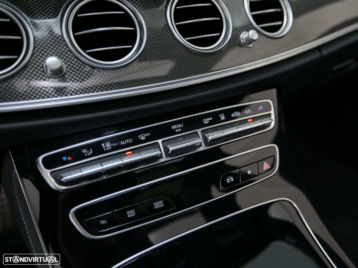 Mercedes-Benz E 300 de T 9G-TRONIC AMG Line - 32