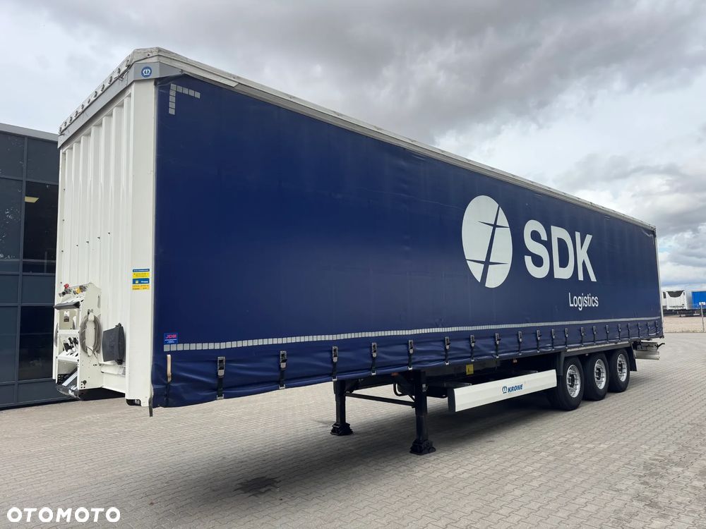Krone SD Firanka Certyfikat XL, Dach podnoszony