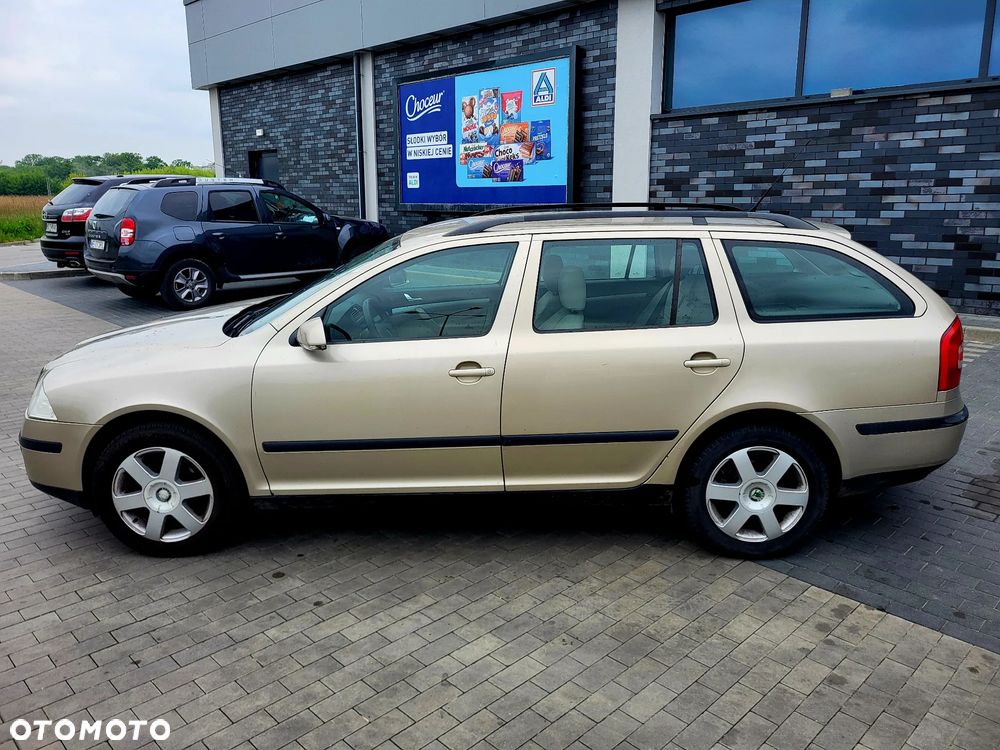 Skoda Octavia 1.6 Elegance - 8