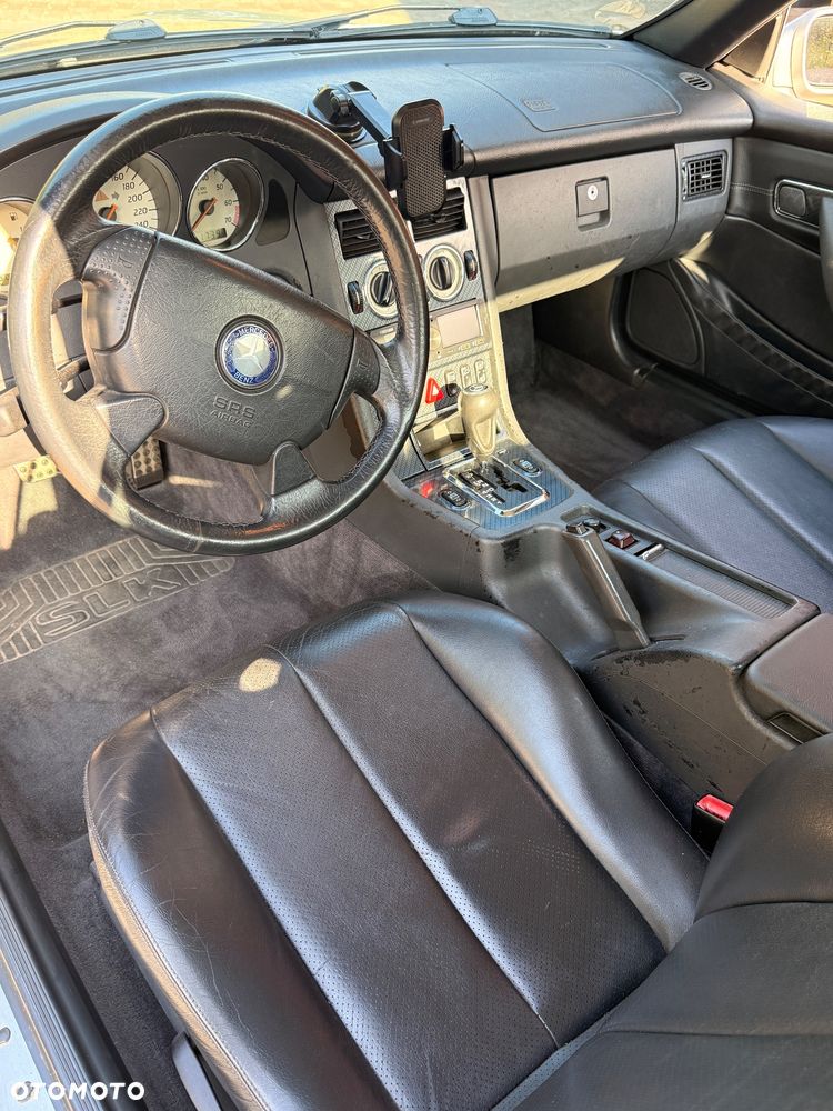 Mercedes-Benz SLK - 14
