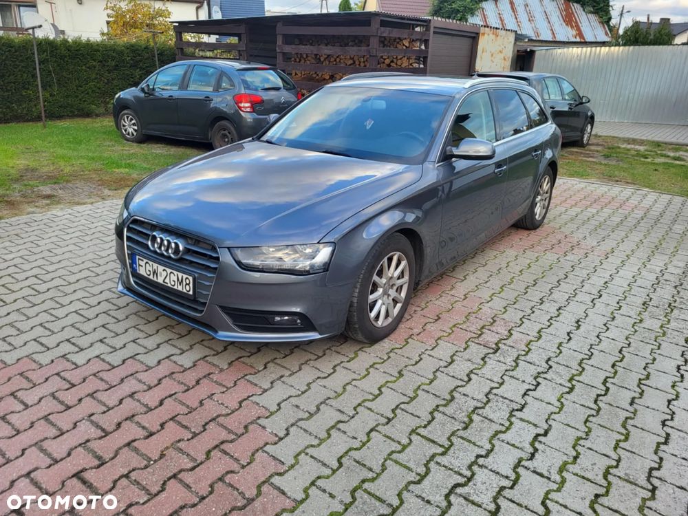 Audi A4 Avant - 4
