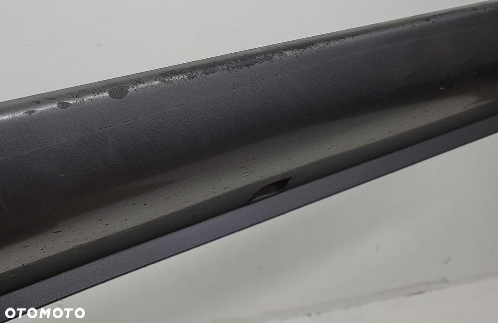 LISTWA NAKŁADKA PROGU LEWA WARM SILVER / YK HYUNDAI TERRACAN 87782-H1500 - 4