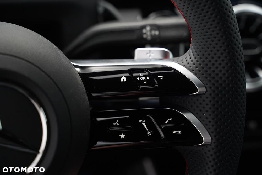 Mercedes-Benz Klasa A 200 7G-DCT AMG Line - 19