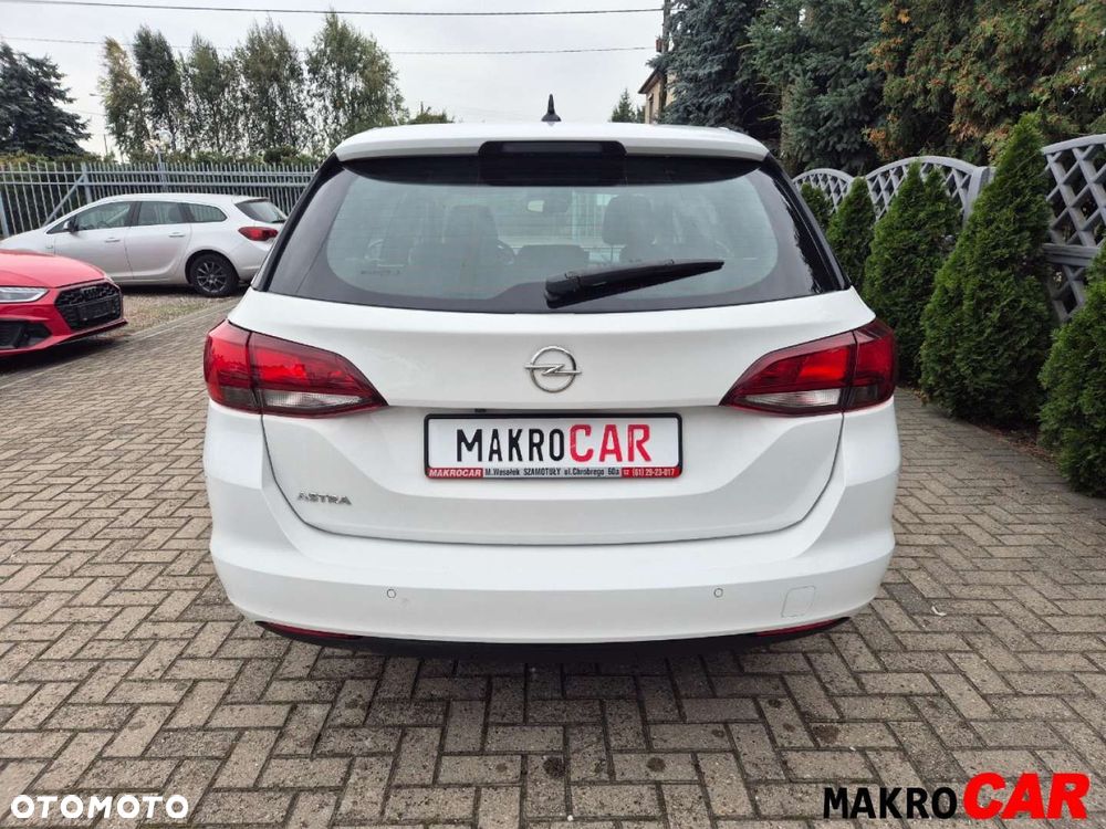 Opel Astra 1.6 CDTI Cosmo - 17
