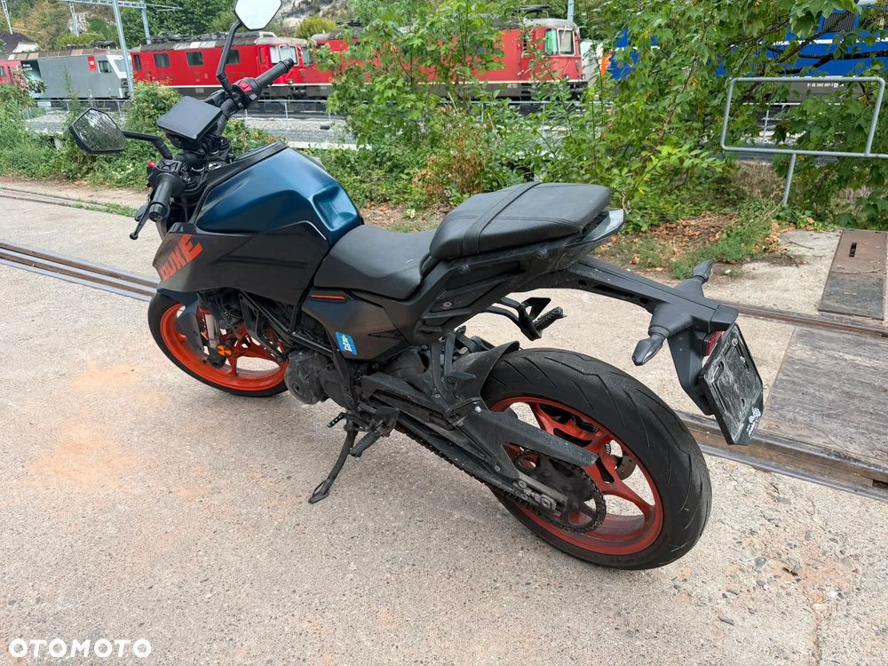 KTM Duke 125 - 4