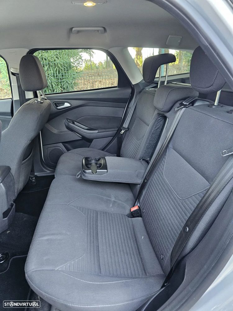 Ford Focus SW 1.5 TDCi Titanium - 4