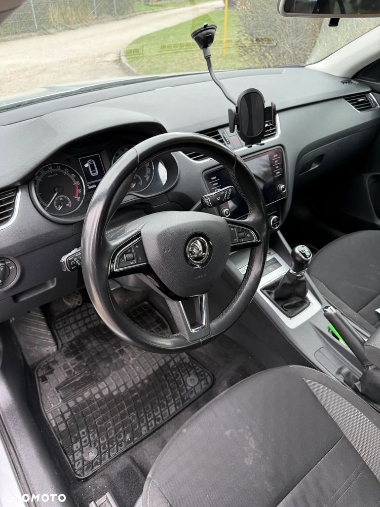 Skoda Octavia 1.6 TDI Ambition - 14