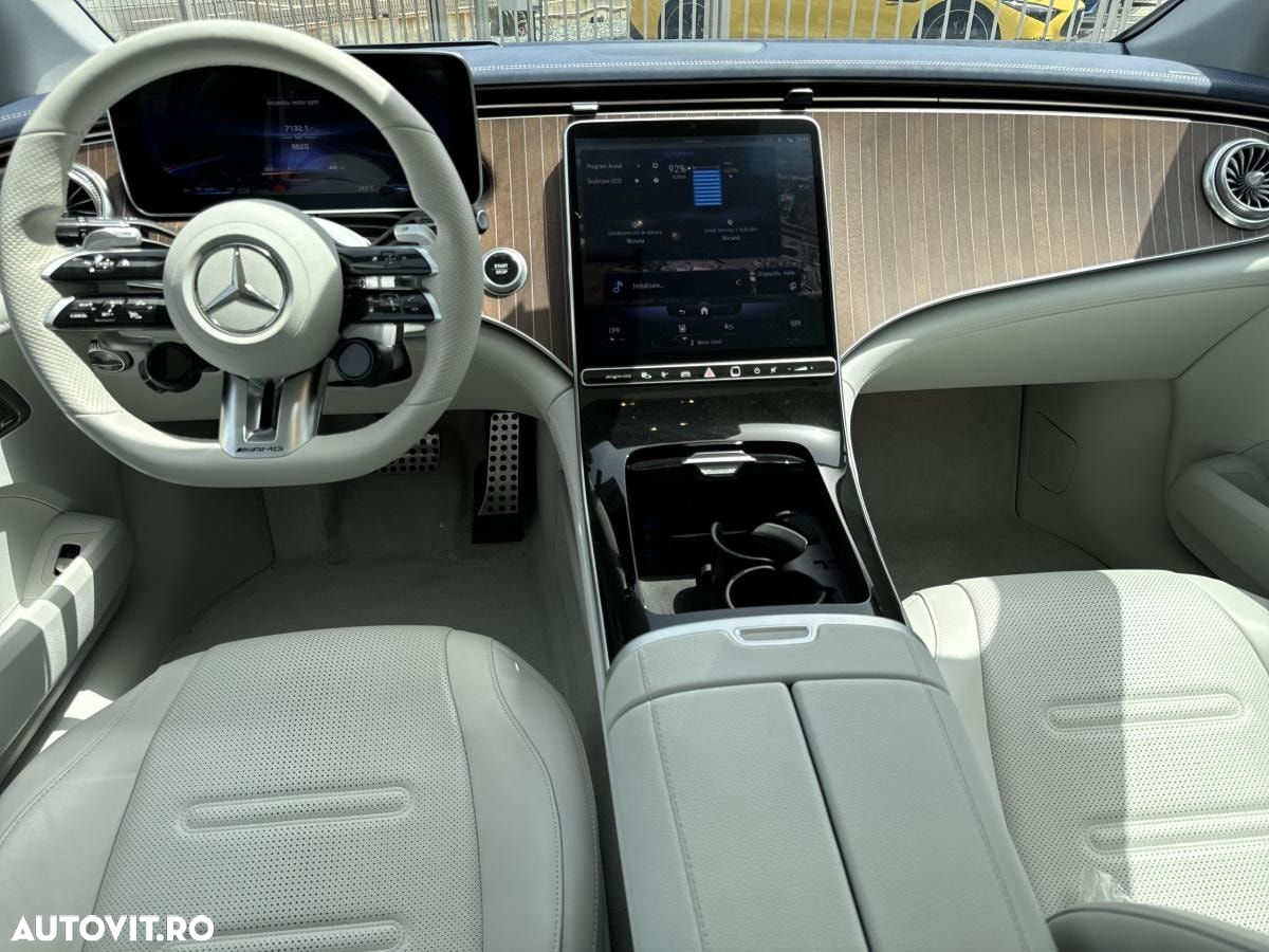 Mercedes-Benz EQE AMG 43 4MATIC - 13