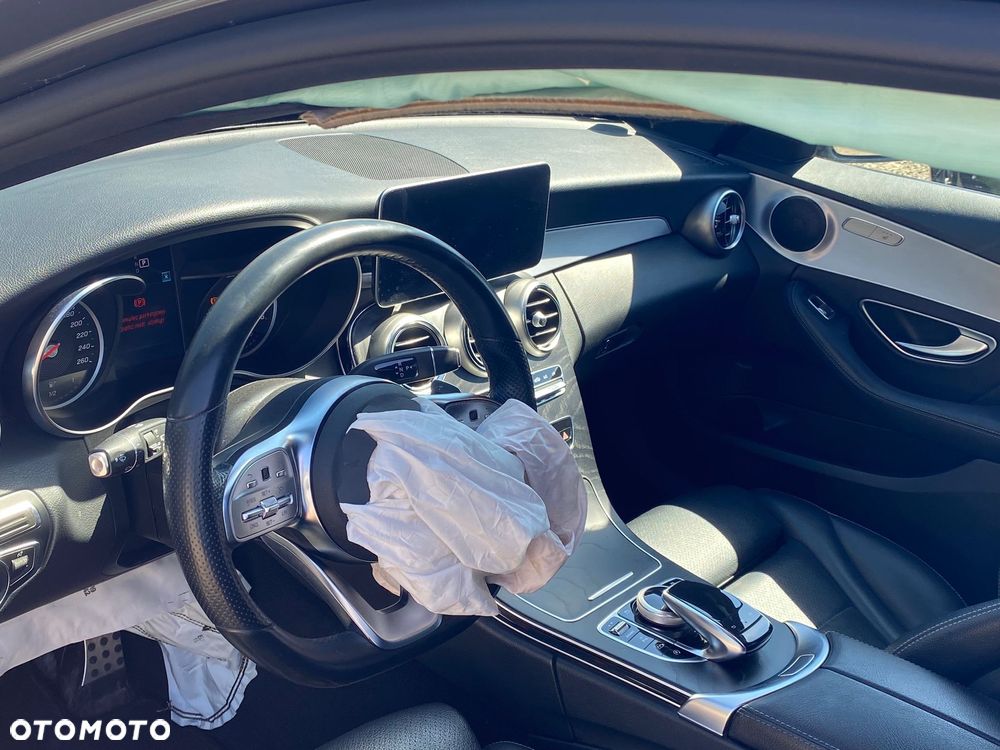 Mercedes-Benz Klasa C 220 d 4MATIC 9G-TRONIC - 13