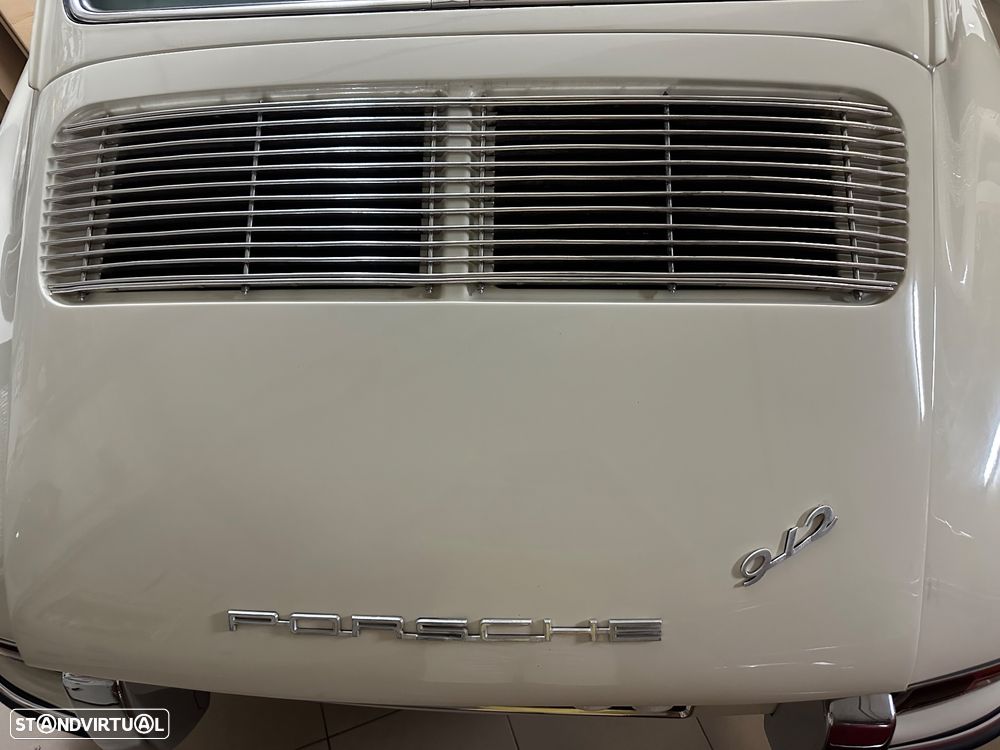 Porsche 912 - 1