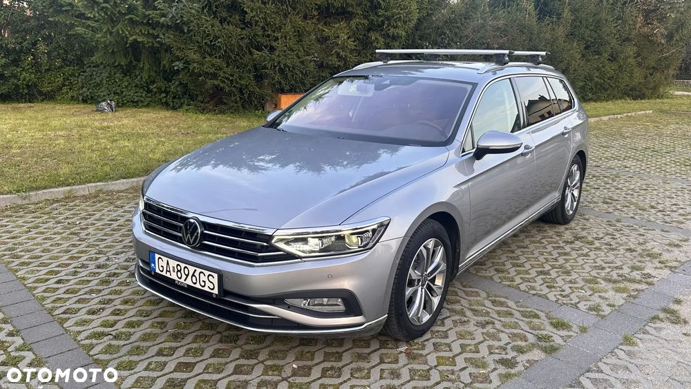 Volkswagen Passat 1.5 TSI EVO Elegance DSG - 1