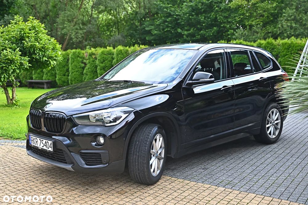 BMW X1 xDrive18d Sport Line - 14