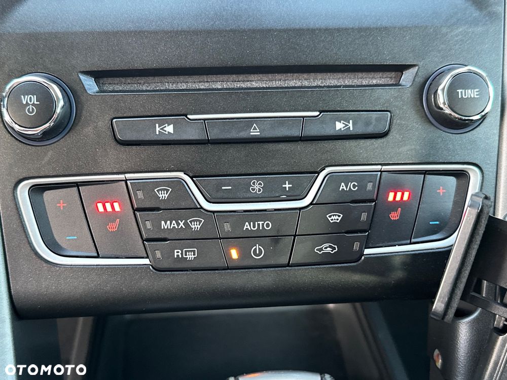 Ford Mondeo 2.0 TDCi STart-Stopp PowerShift-Aut Titanium - 37