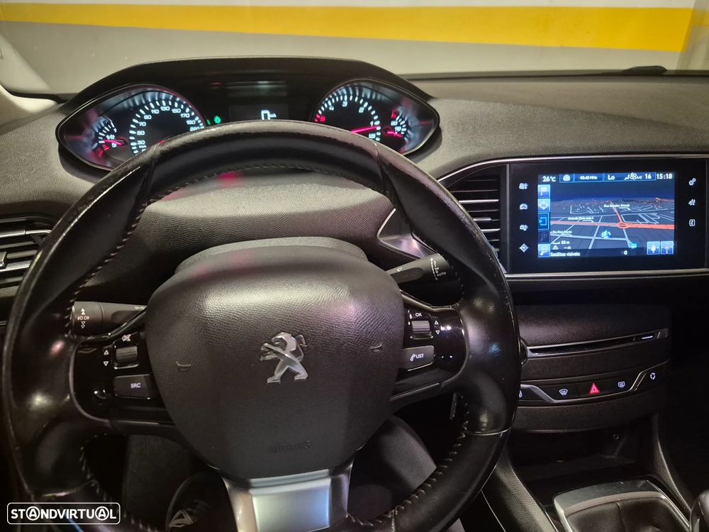 Peugeot 308 SW 1.6 BlueHDi Style - 21
