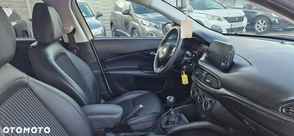 Fiat Tipo - 24