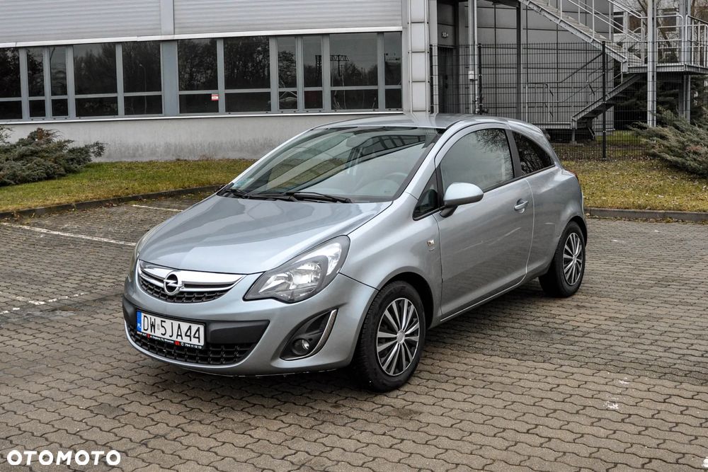 Opel Corsa - 1