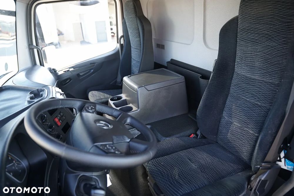 Mercedes-Benz ATEGO 1221 / 4X2 / KONTENER / WINDA DHOLLANDIA - 1 500KG / AUTOMAT / EURO 6 - 29