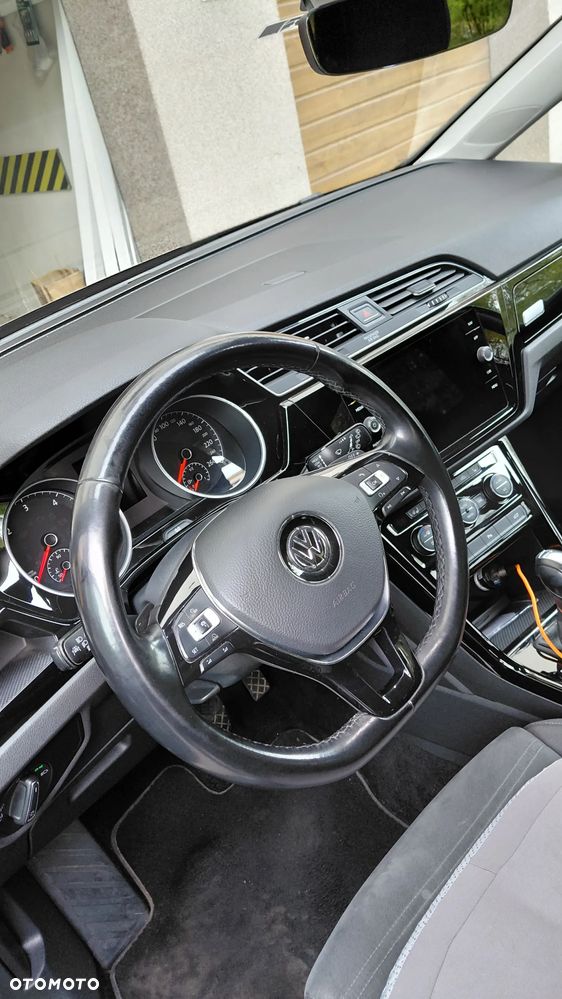 Volkswagen Touran 2.0 TDI BMT Highline DSG - 7