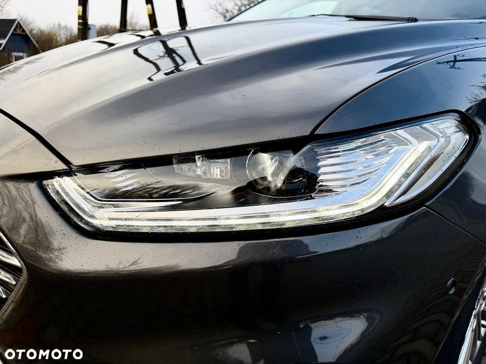 Ford Mondeo 2.0 EcoBlue Titanium - 24