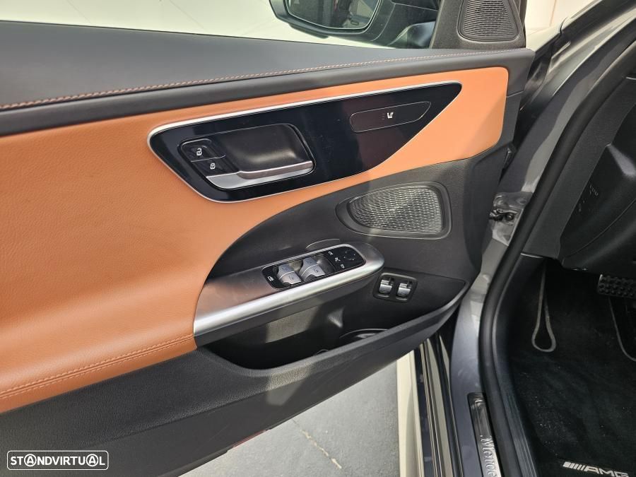 Mercedes-Benz C 300 e T 9G-TRONIC AMG Line - 24