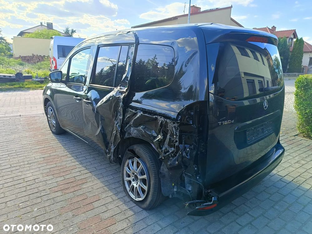 Mercedes-Benz Klasa T 180 d Automatik Style - 5