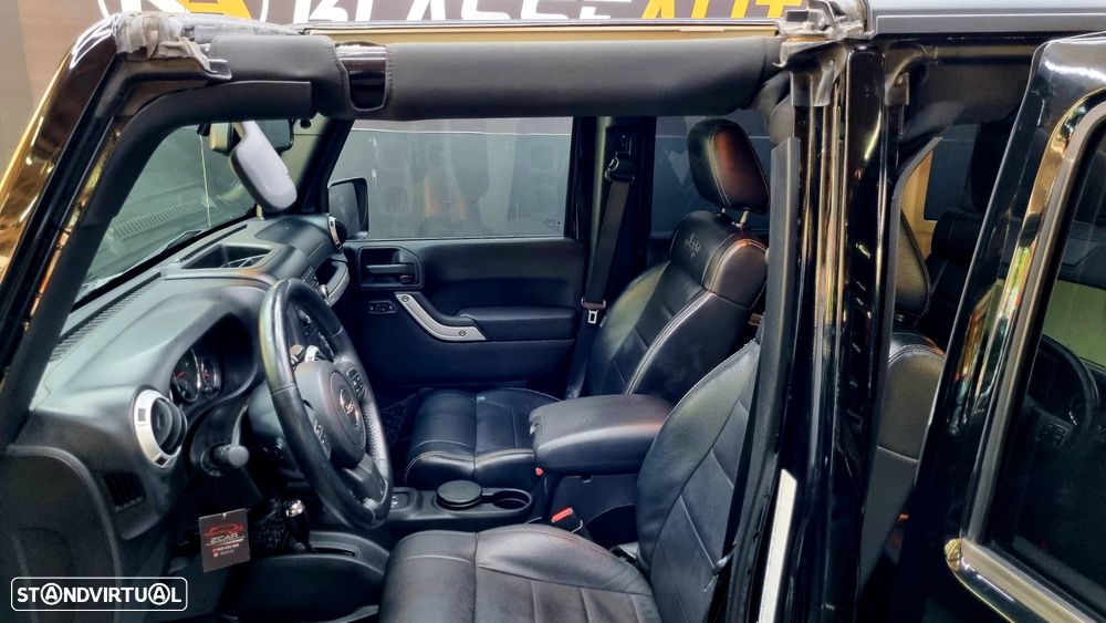 Jeep Wrangler Unlimited 2.8 CRD ATX Sahara Adventure Edition - 17