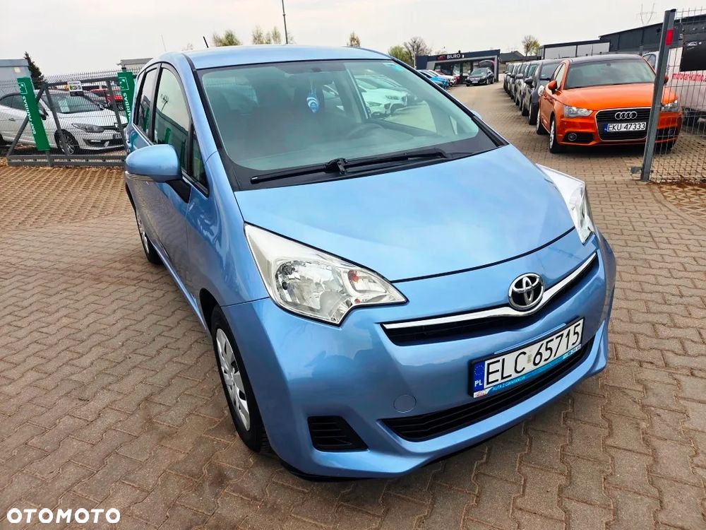 Toyota Verso S 1.33 Premium - 22