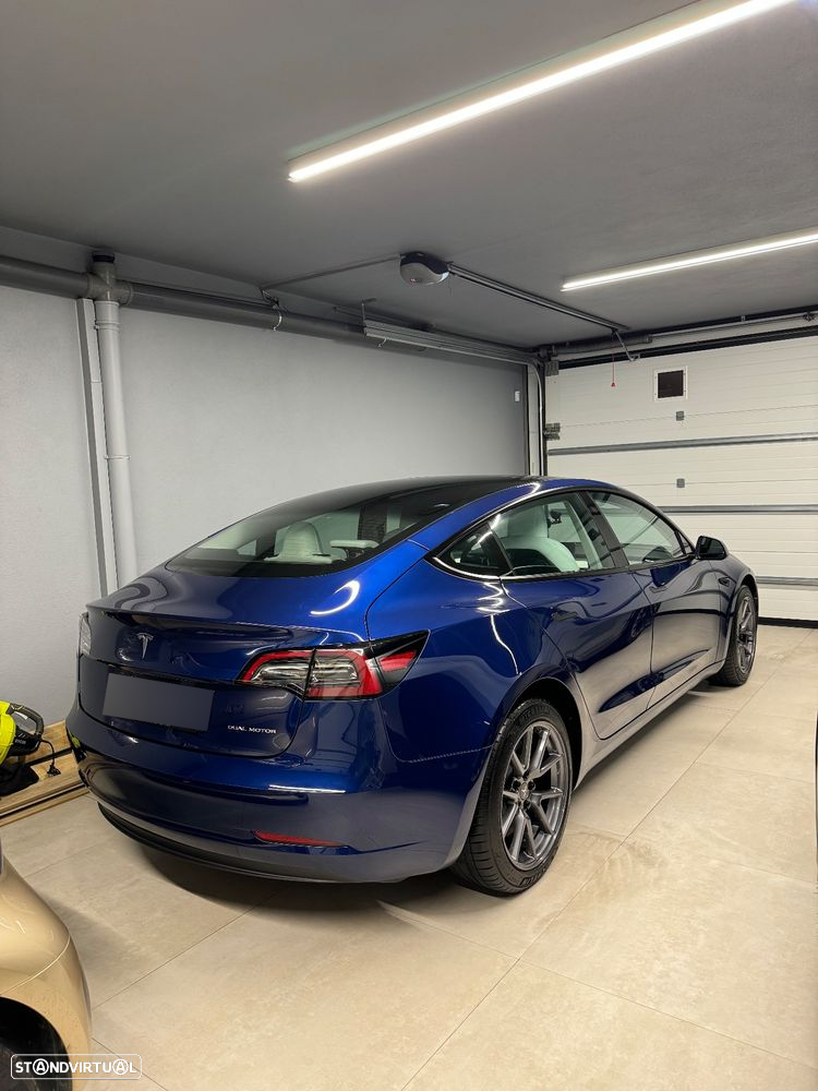 Tesla Model 3 Long Range Tração Traseira - 4