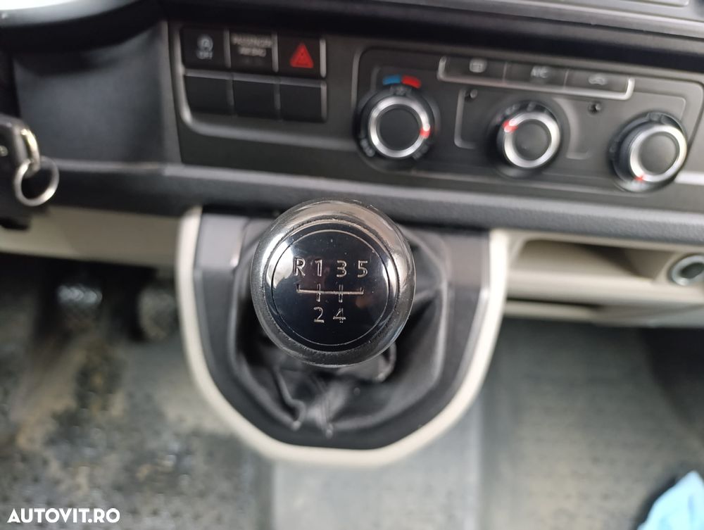 Volkswagen Transporter 2.0 75 kW KR - 6
