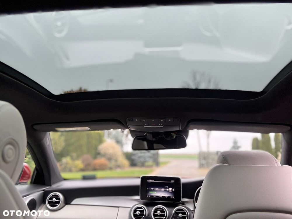 Mercedes-Benz Klasa C 200 4-Matic 9G-Tronic - 12