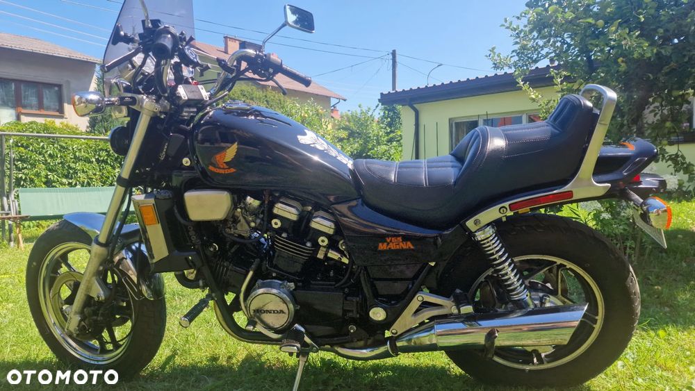 Honda VF - 3