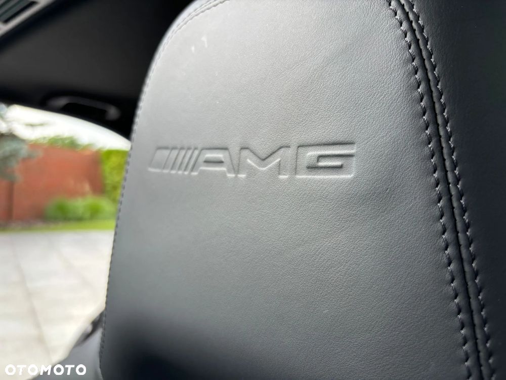 Mercedes-Benz Klasa C 63 AMG - 30