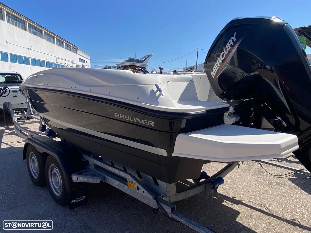 Bayliner Element E5 - 5