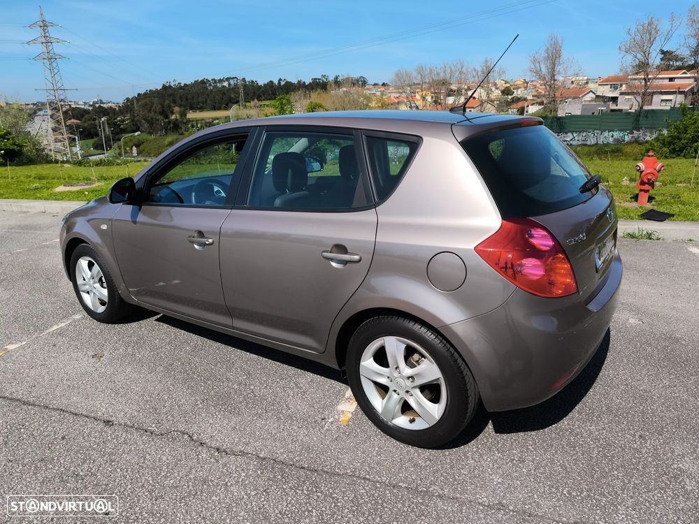 Kia Ceed 1.4 CVVT EX ISG - 5