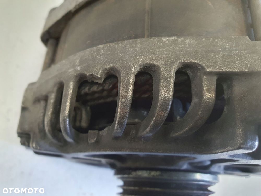 ALTERNATOR Renault Megane III 1.4 TCe _ 231000024R Alternator Oryginał - 9