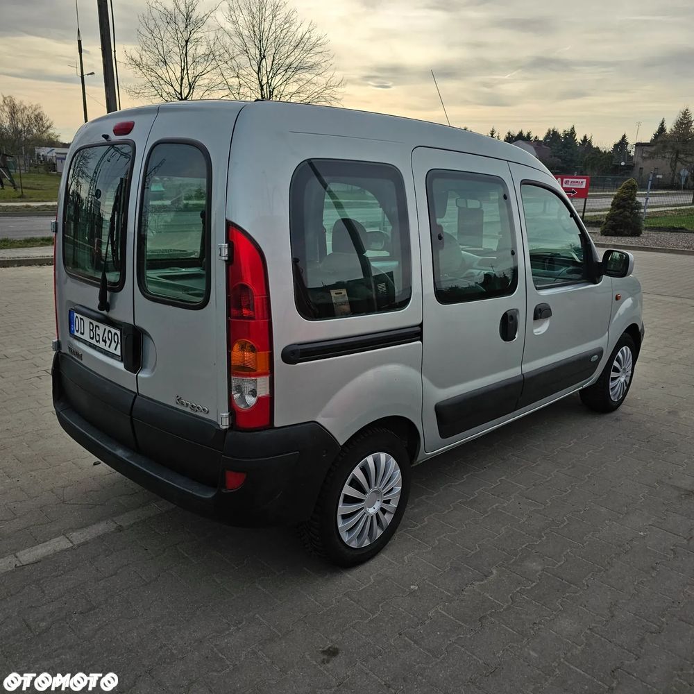 Renault Kangoo 1.2 16V Privilege - 15