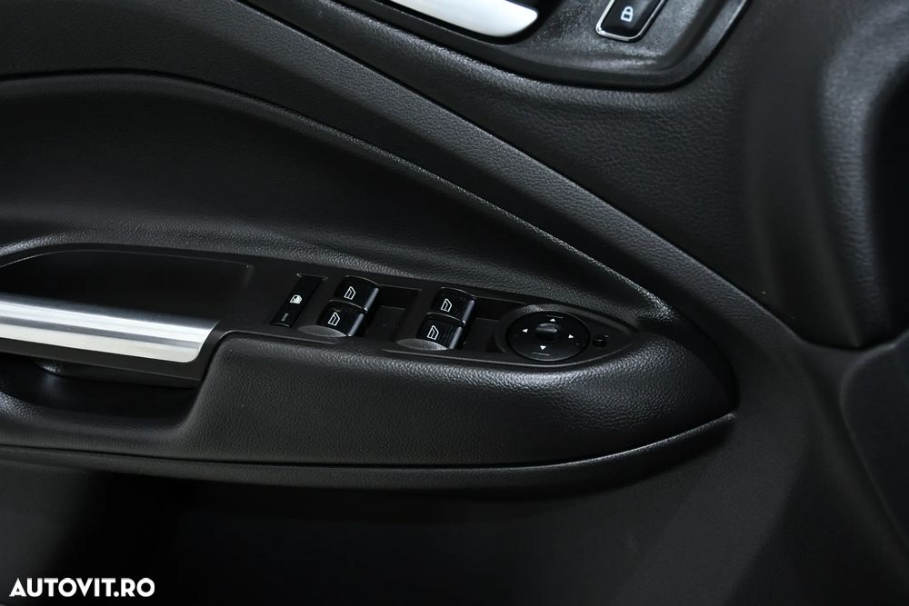 Ford Kuga 1.5 EcoBoost 2x4 SYNC - 21