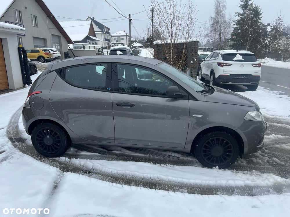 Lancia Ypsilon 1.2 8V Gold S&S EU6 - 4