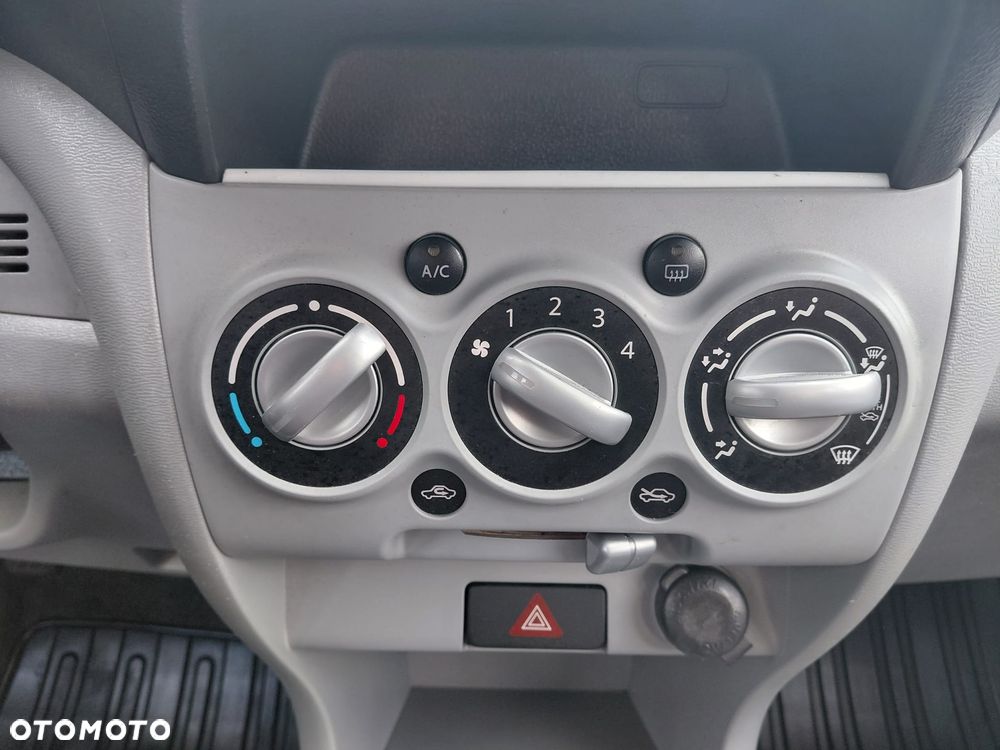 Nissan Pixo 1.0 acenta - 19