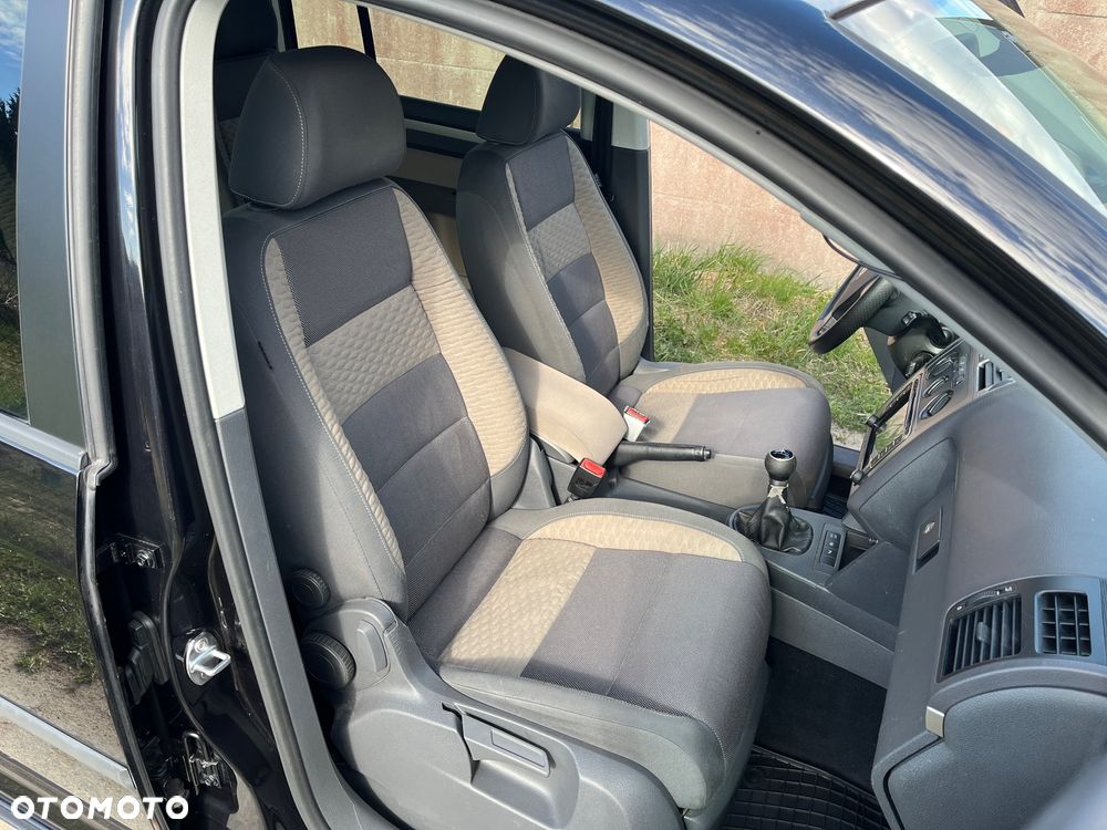 Volkswagen Touran 1.9 TDI United - 13